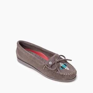 NEW MINNETONKA women's nizhoni moc slipper in grey